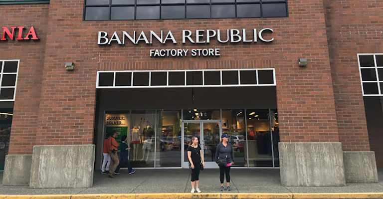 banana republic outlet north bend wa 003 825x430 1 768x399