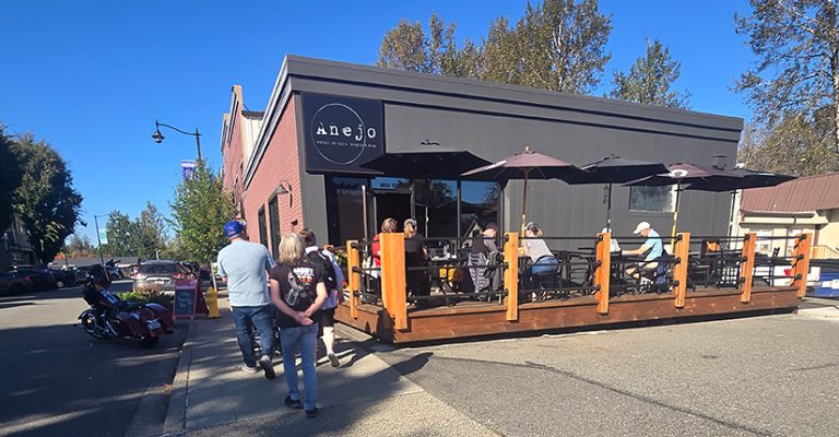 Anejo Tequila Bar in Snoqualmie WA exterior view of outdoor seating