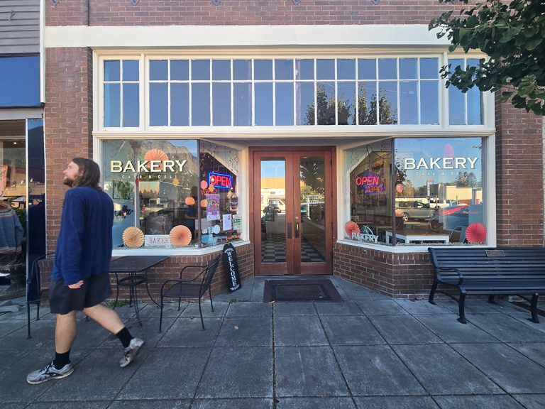 North Bend Bakery front door