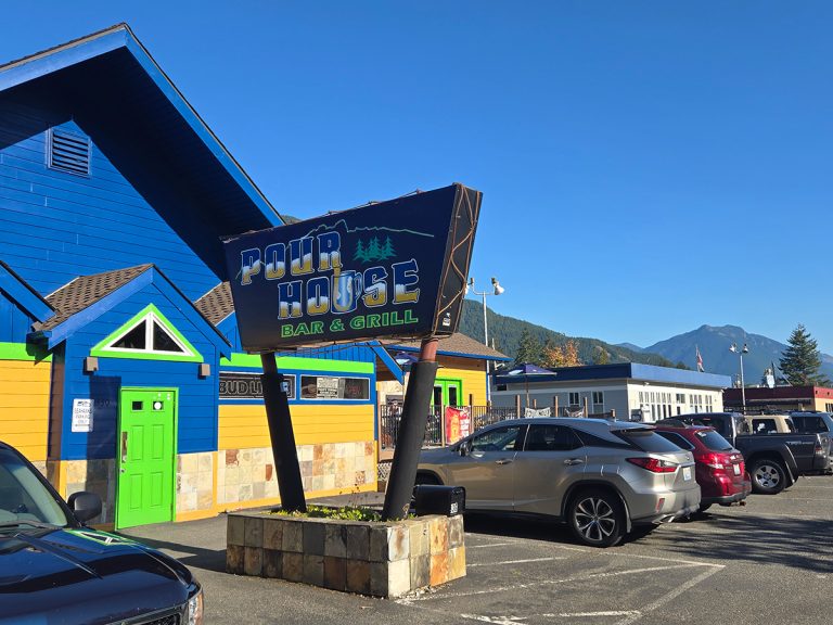 Pour House Bar & Grill sign in North Bend WA