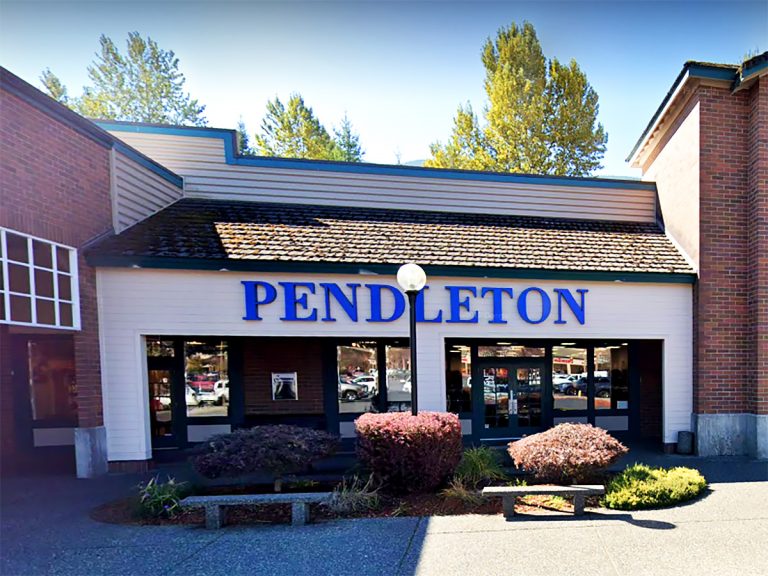 Pendleton outlet store at North Bend Premium Outlets mall - store entrance