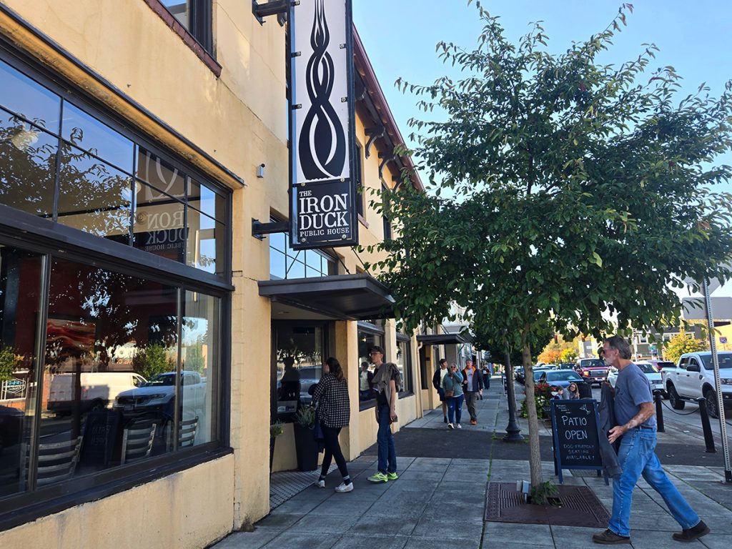 The Iron Duck Public House in North Bend WA - front entrance