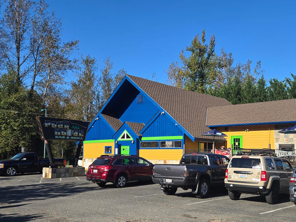Pour House Bar & Grill front entrance in North Bend Washington