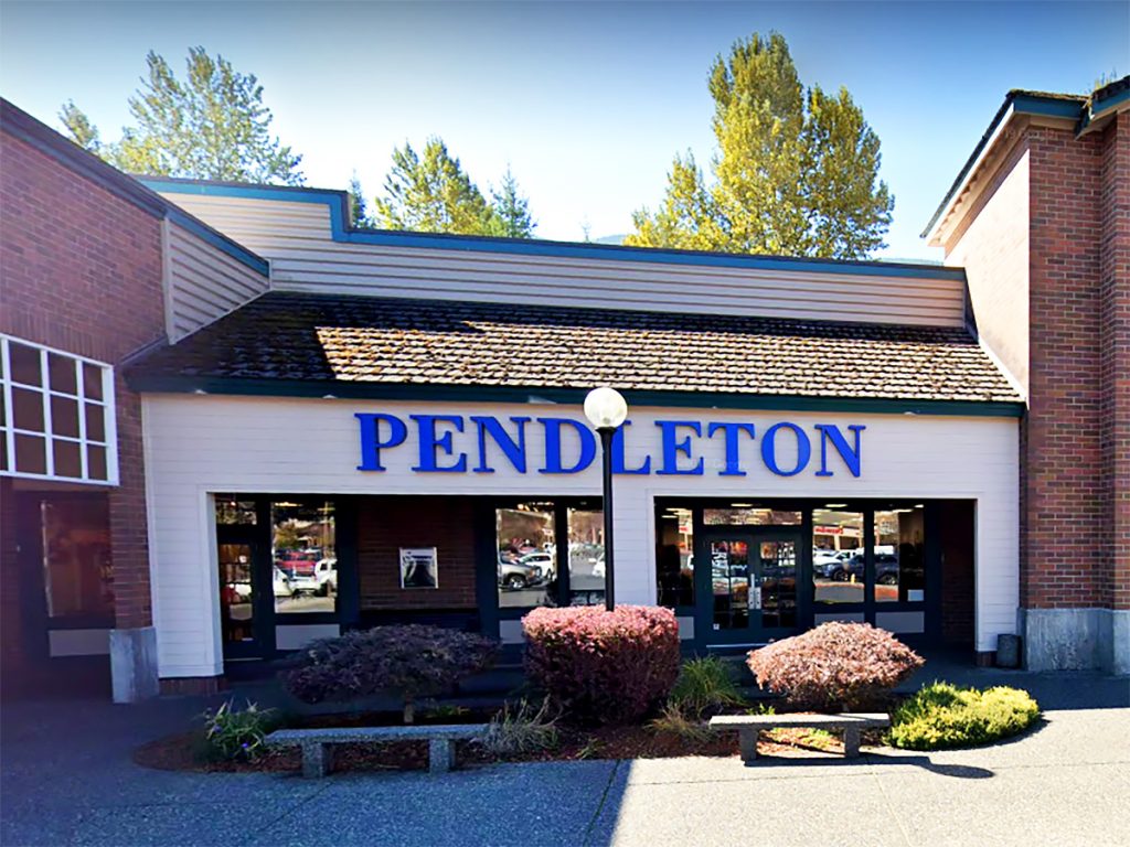 Pendleton outlet store at North Bend Premium Outlets mall - store entrance